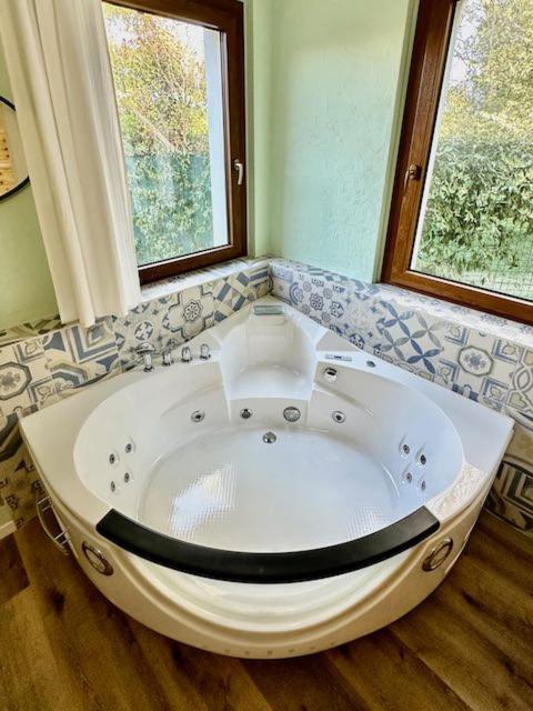 Casale Casini Soccorso Guest House Senigallia Ngoại thất bức ảnh